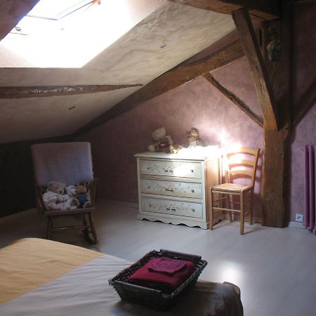 Bed and Breakfast La Croix De Camargue Oradour-sur-Glane Exterior foto