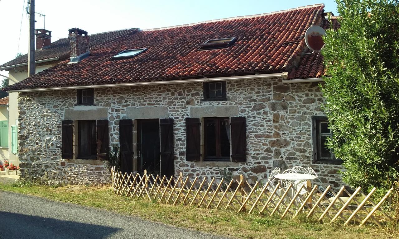 Bed and Breakfast La Croix De Camargue Oradour-sur-Glane Exterior foto